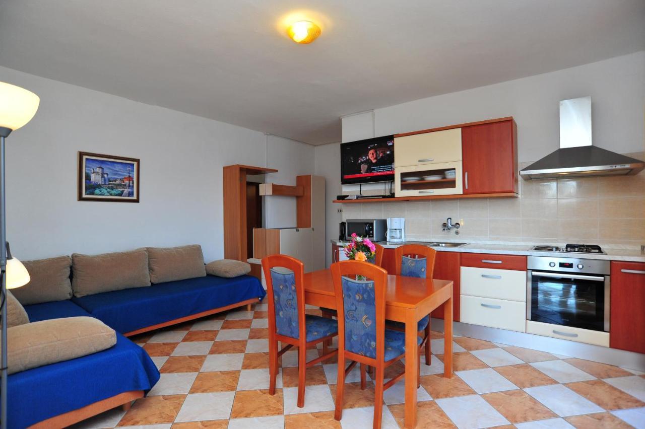 Apartments Valentina-B Нин Экстерьер фото