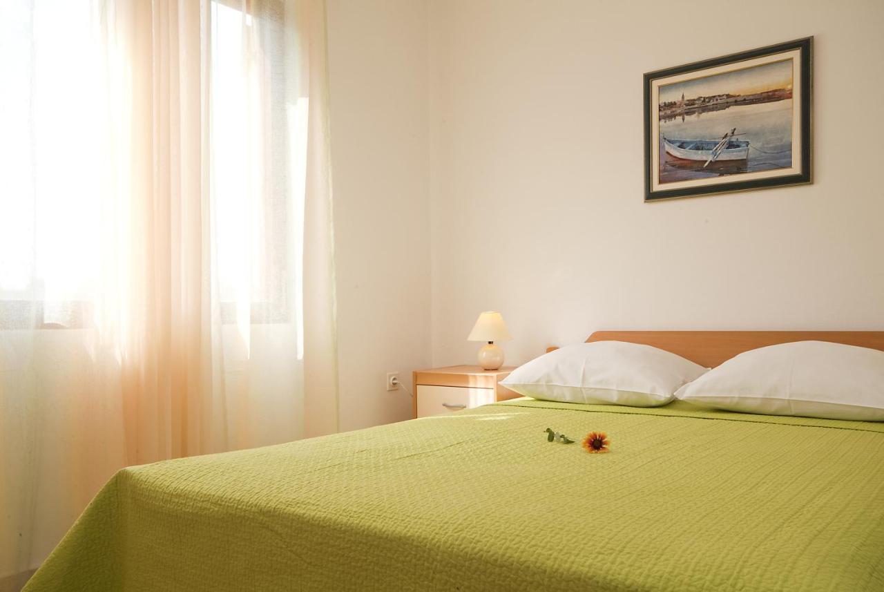 Apartments Valentina-B Нин Экстерьер фото