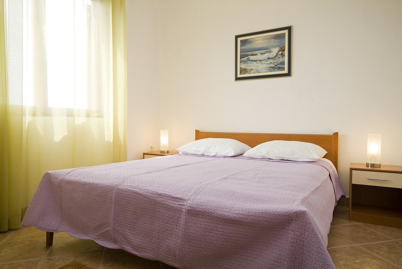 Apartments Valentina-B Нин Экстерьер фото