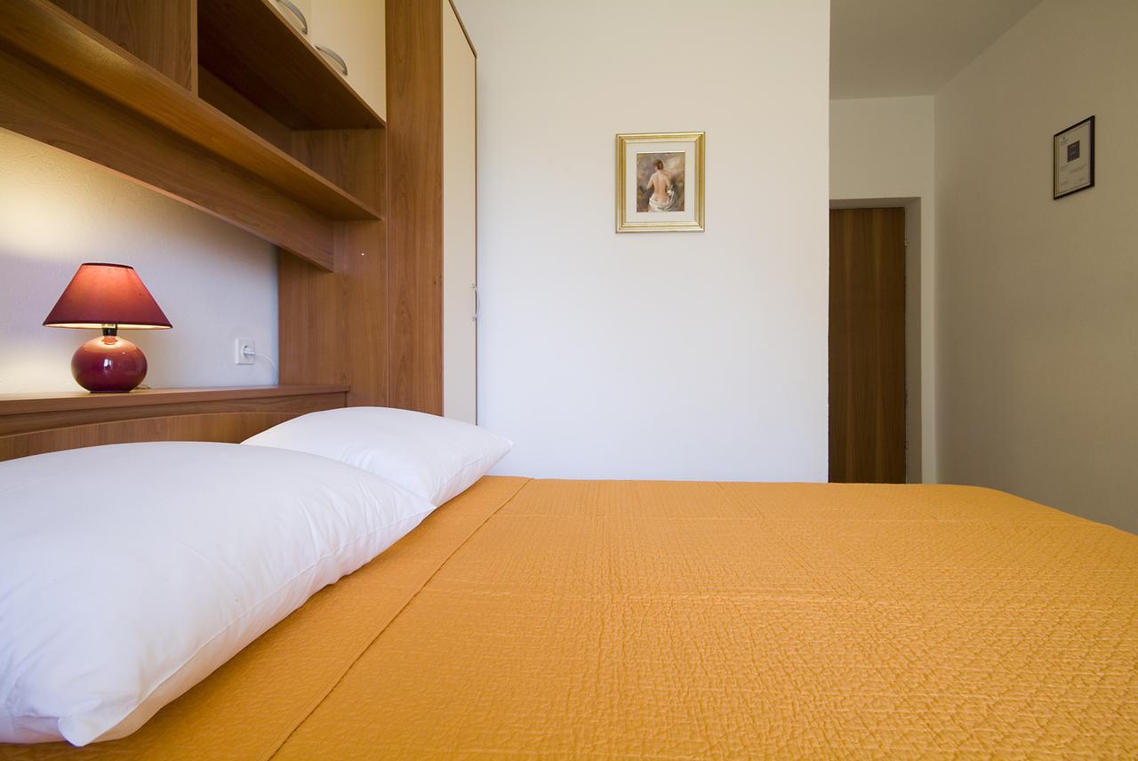 Apartments Valentina-B Нин Экстерьер фото
